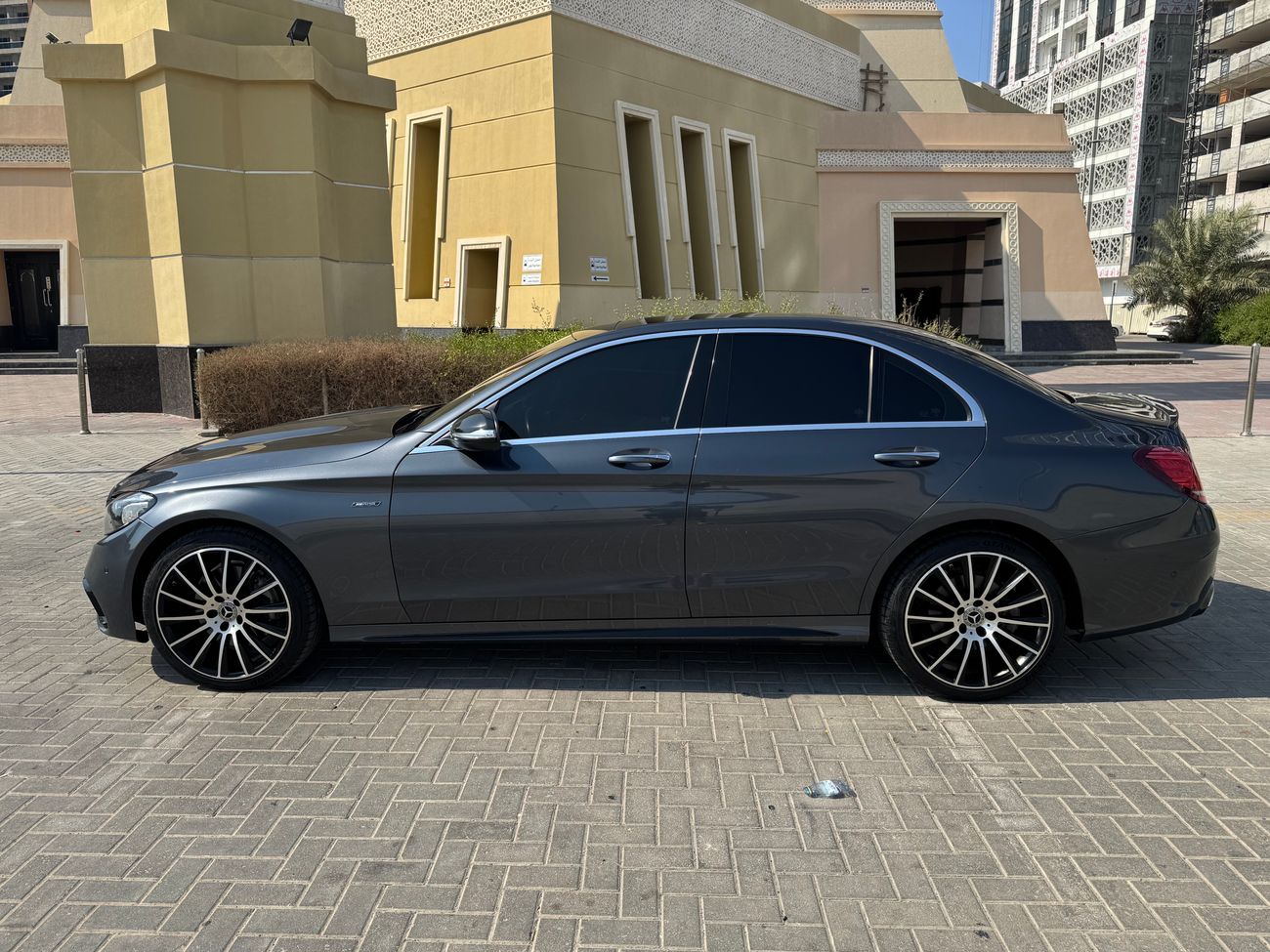 Mercedes-Benz C 300 Std 2.0L (241 HP)