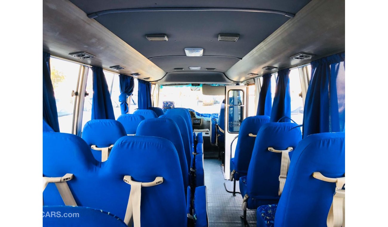 تويوتا كوستر 30 SEATER, LIKE BRAND NEW, DVD, REAR CAMERA(Especialmente Para Angola.)