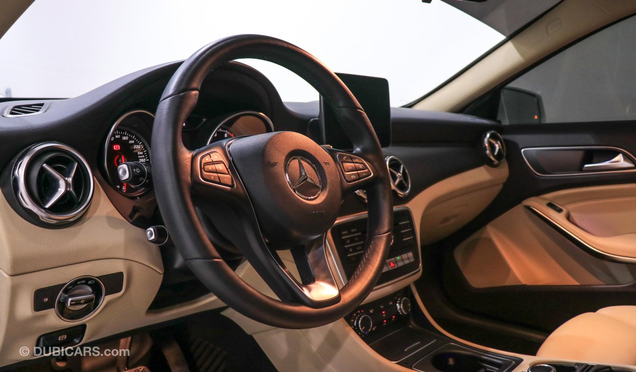 Mercedes-Benz GLA 200 VSB 28124 AUGUST PRICE REDUCTION!!
