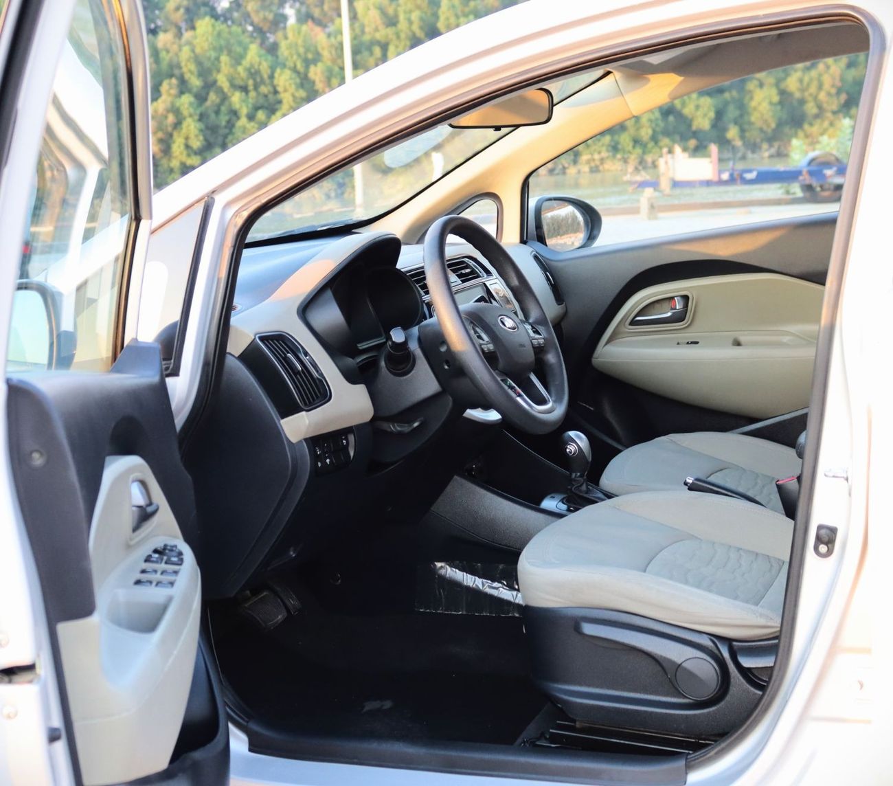 Kia Rio Kia Rio 2016 GCC EXCELLENT CONDITION WITHOUT ACCIDENT