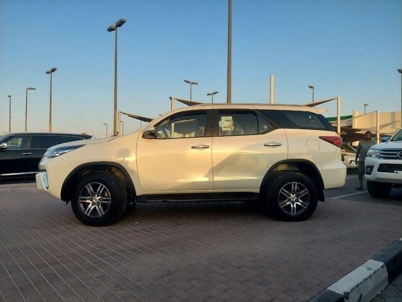 Toyota Fortuner 2.7L 4WD PETROL AUTOMATIC TRANSMISSION