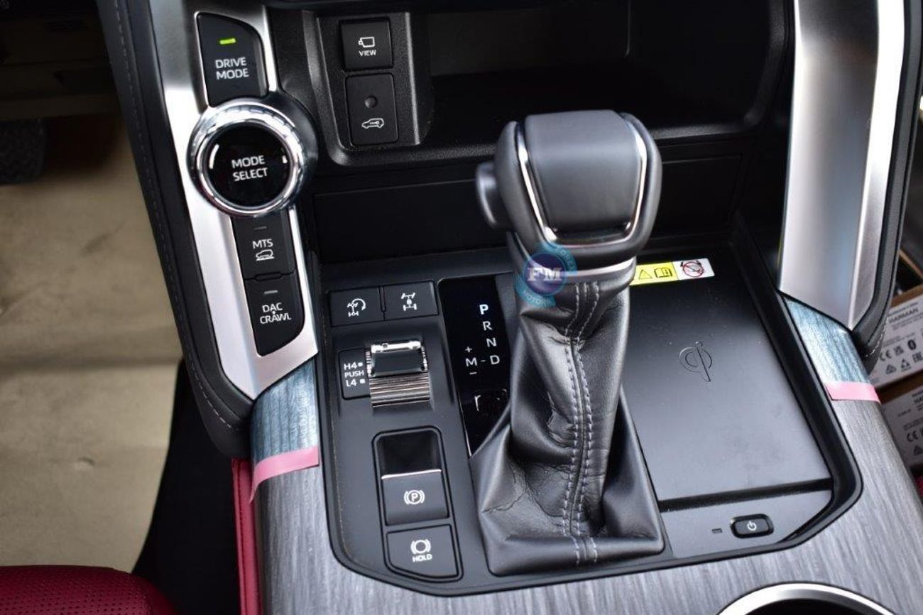 تويوتا لاند كروزر 300 GR Sport V6 3.3L Diesel Automatic