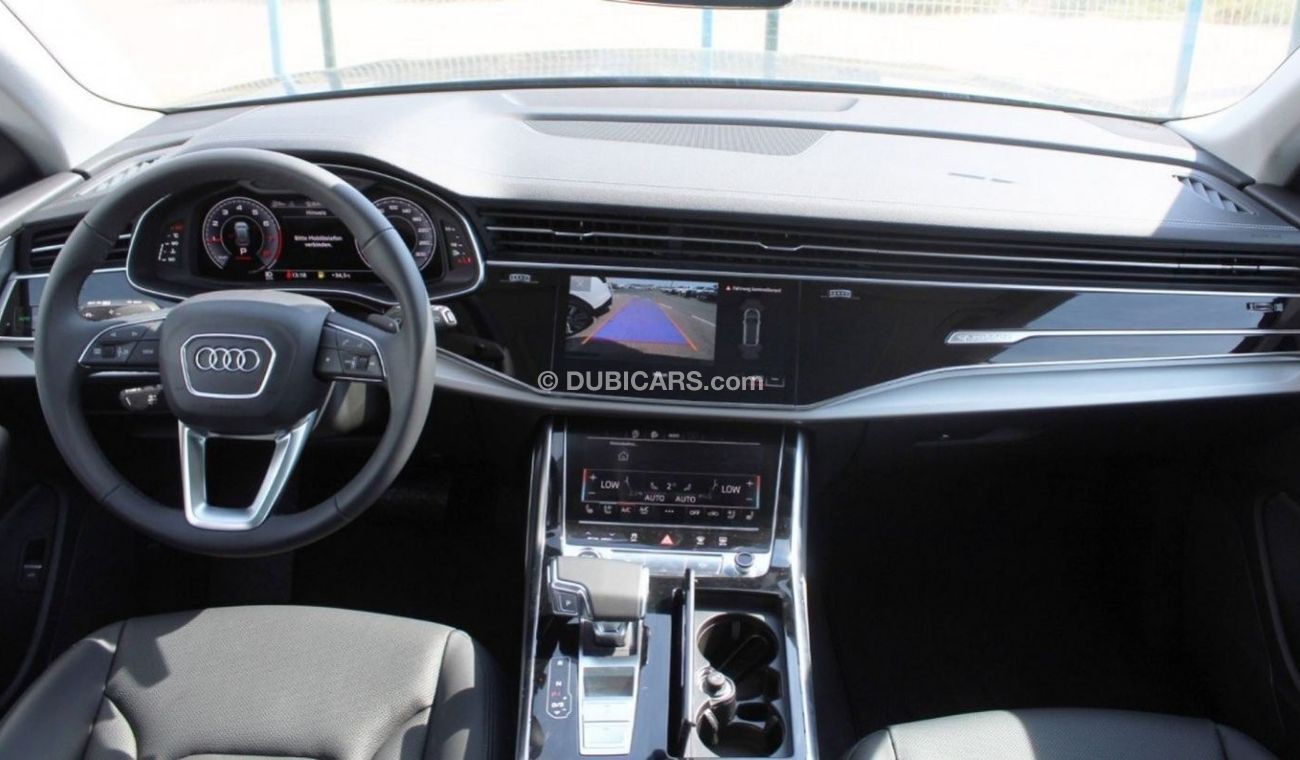 أودي Q8 AUDI Q8 4.0L 55 TFSI QUATTRO (Export and Local)