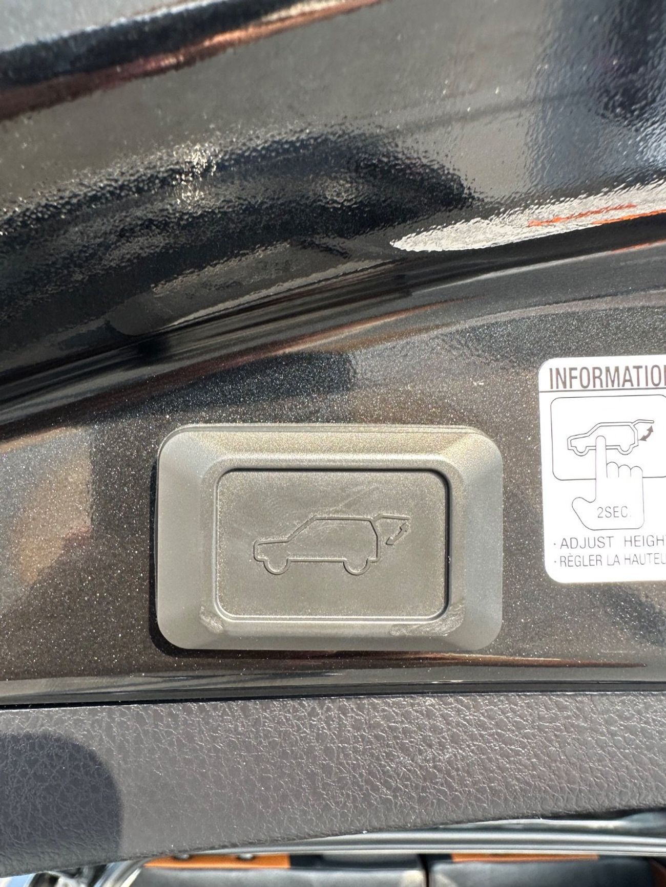 تويوتا راف ٤ LTD 2.5L