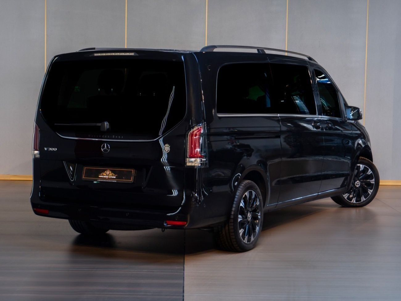 مرسيدس بنز V 300 AVANTGARDE Built by Barugzai | 6 Seater VIP Interior | Agency Warranty