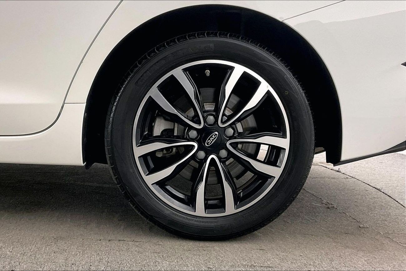 JAC J7 Intelligent | National Day Celebration | Guaranteed Warranty | 0 Down Payment