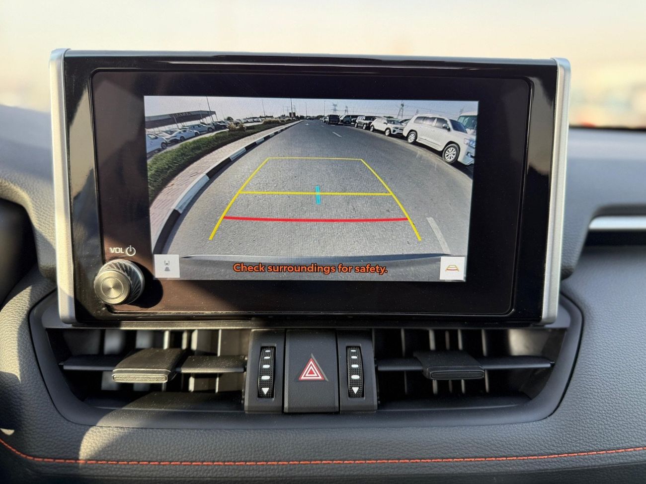 تويوتا راف ٤ Adventure Full Option 4WD Sunroof, leather, push start