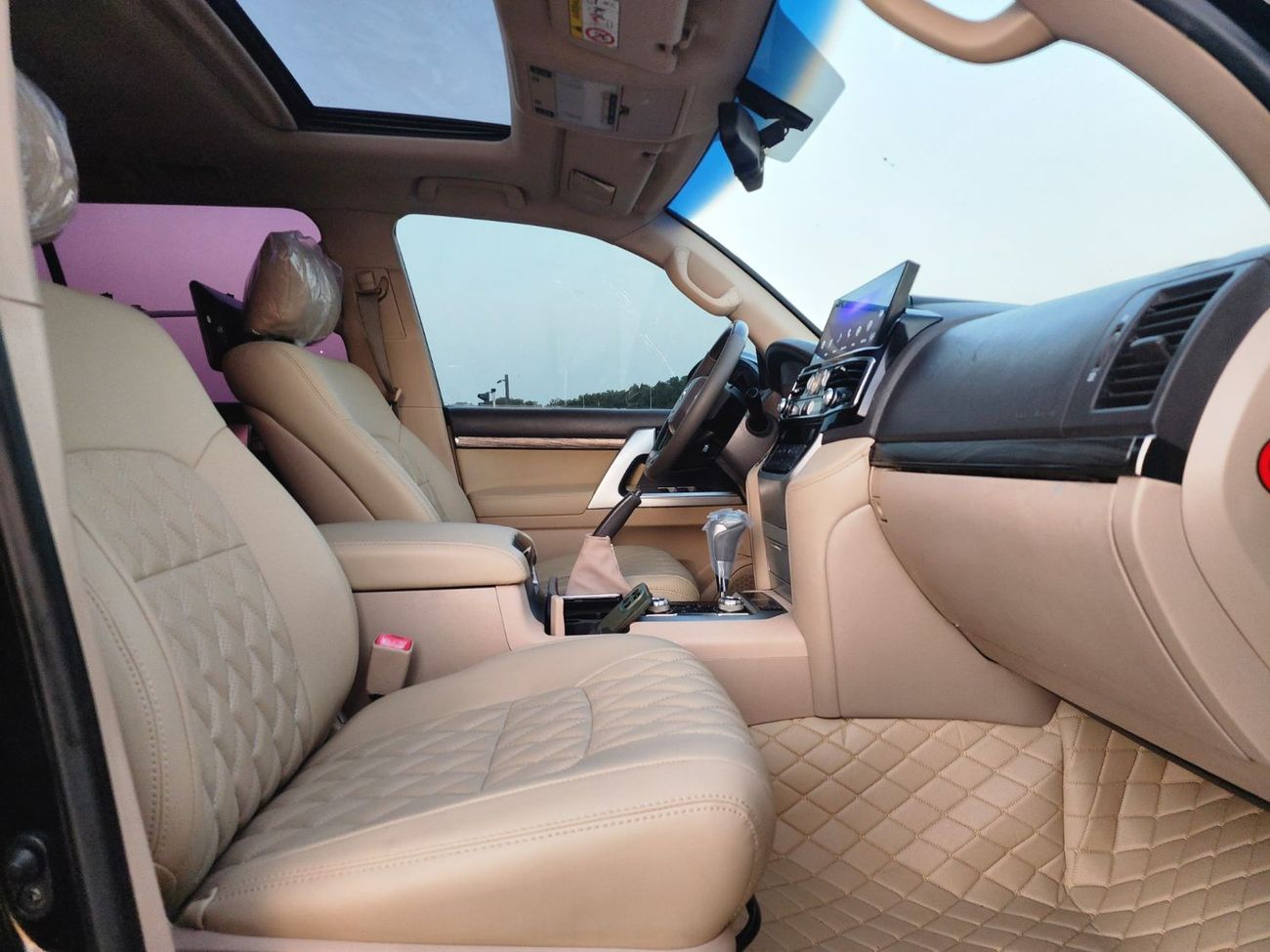 تويوتا لاند كروزر GX.R V8 upgrade 2024