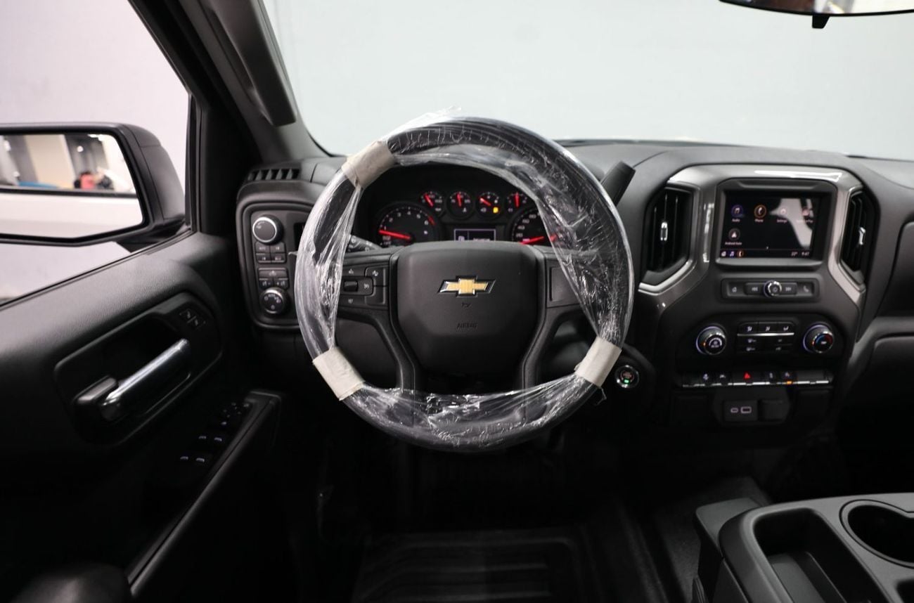 شيفروليه سيلفارادو 1500 RST V8 5.3L 355 Hp 4X4 | GCC | Brand New | AED 3,550 monthly with 0% Down-Payment | Under Warra
