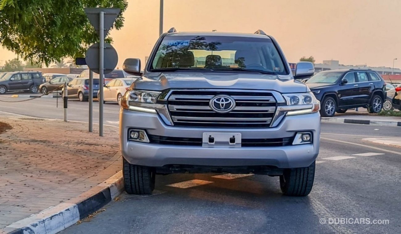 Toyota Land Cruiser EXR 2016 | Perfect Condition | GCC