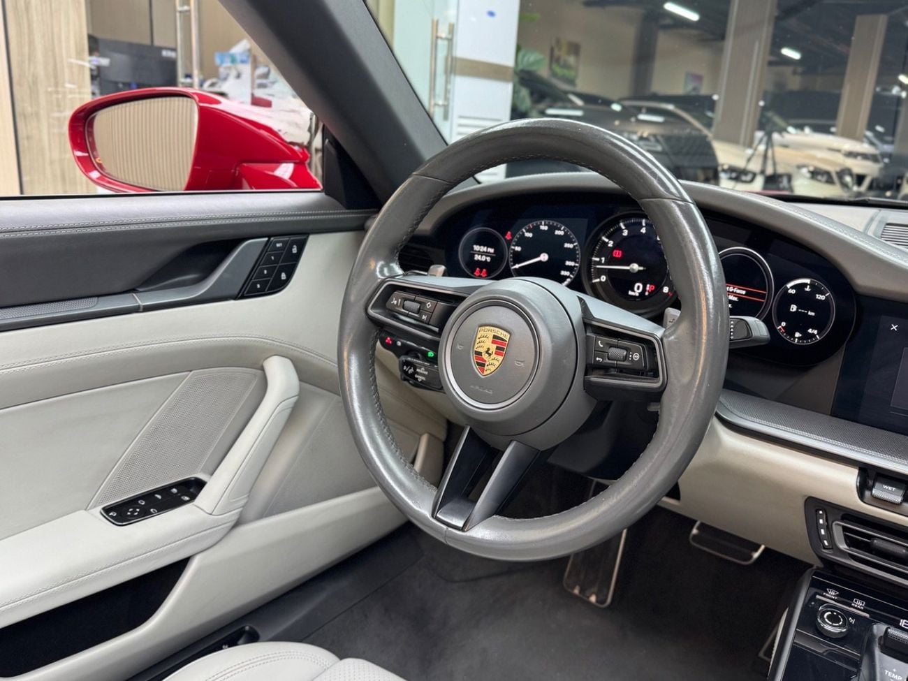 Porsche 911 Carrera 4 3.0L (475 HP) Convertible