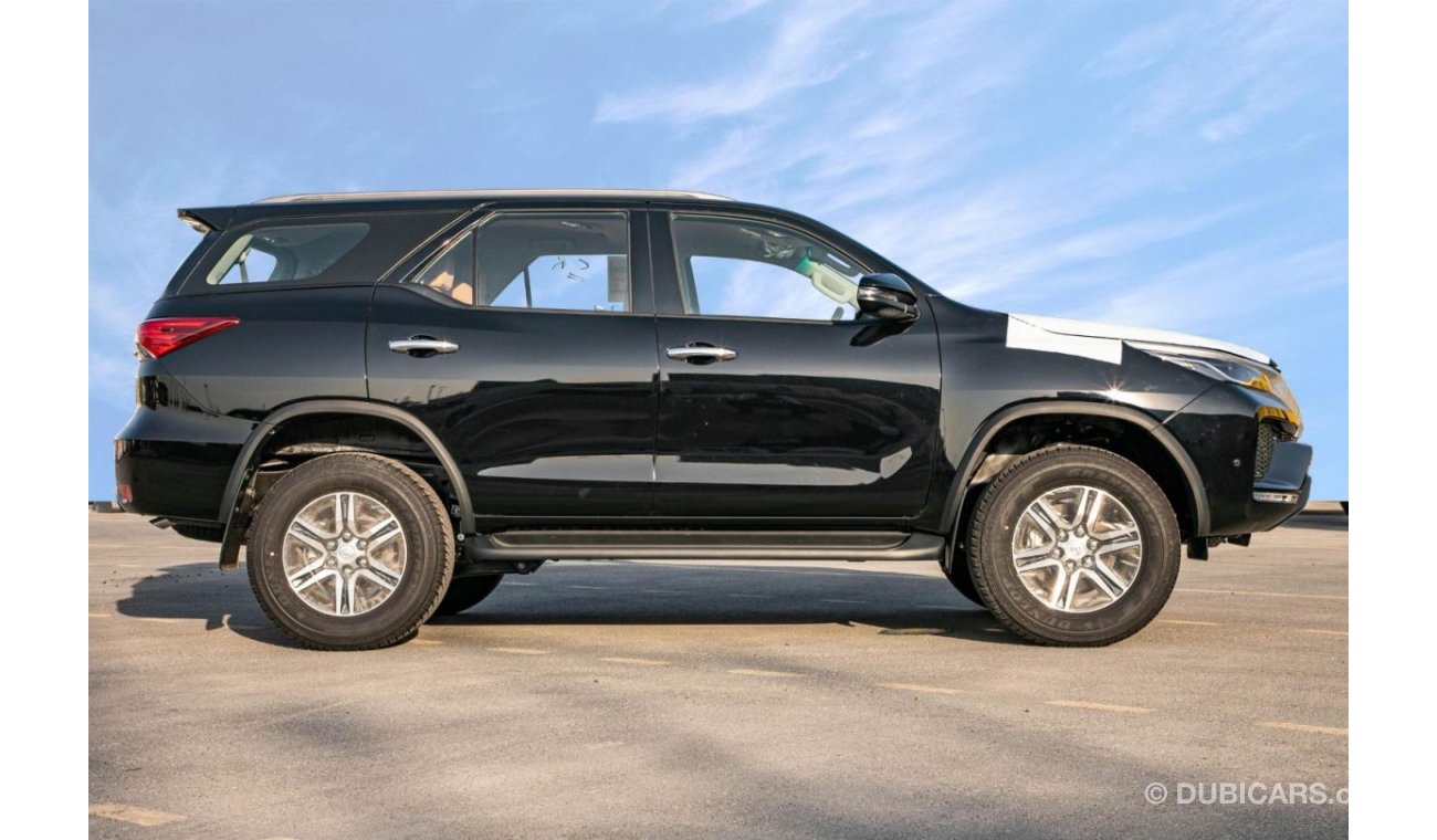 تويوتا فورتونر TOYOTA FORTUNER 2022 2.7L 4X4 MID