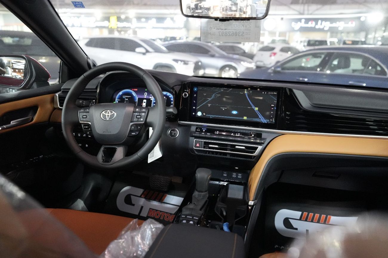 تويوتا كامري Lumiere2.5L Hybrid