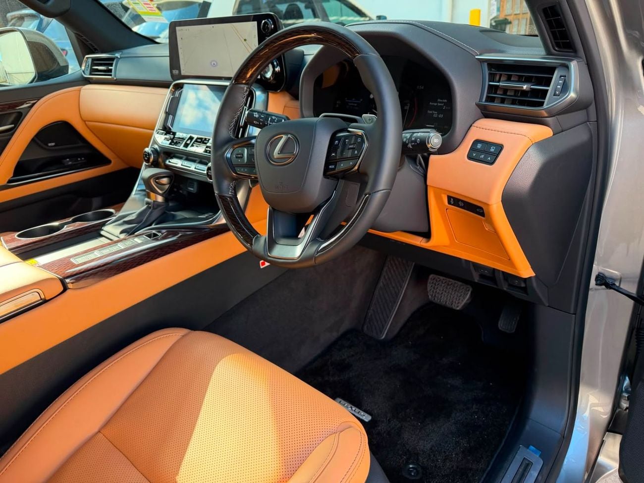 Lexus LX 500