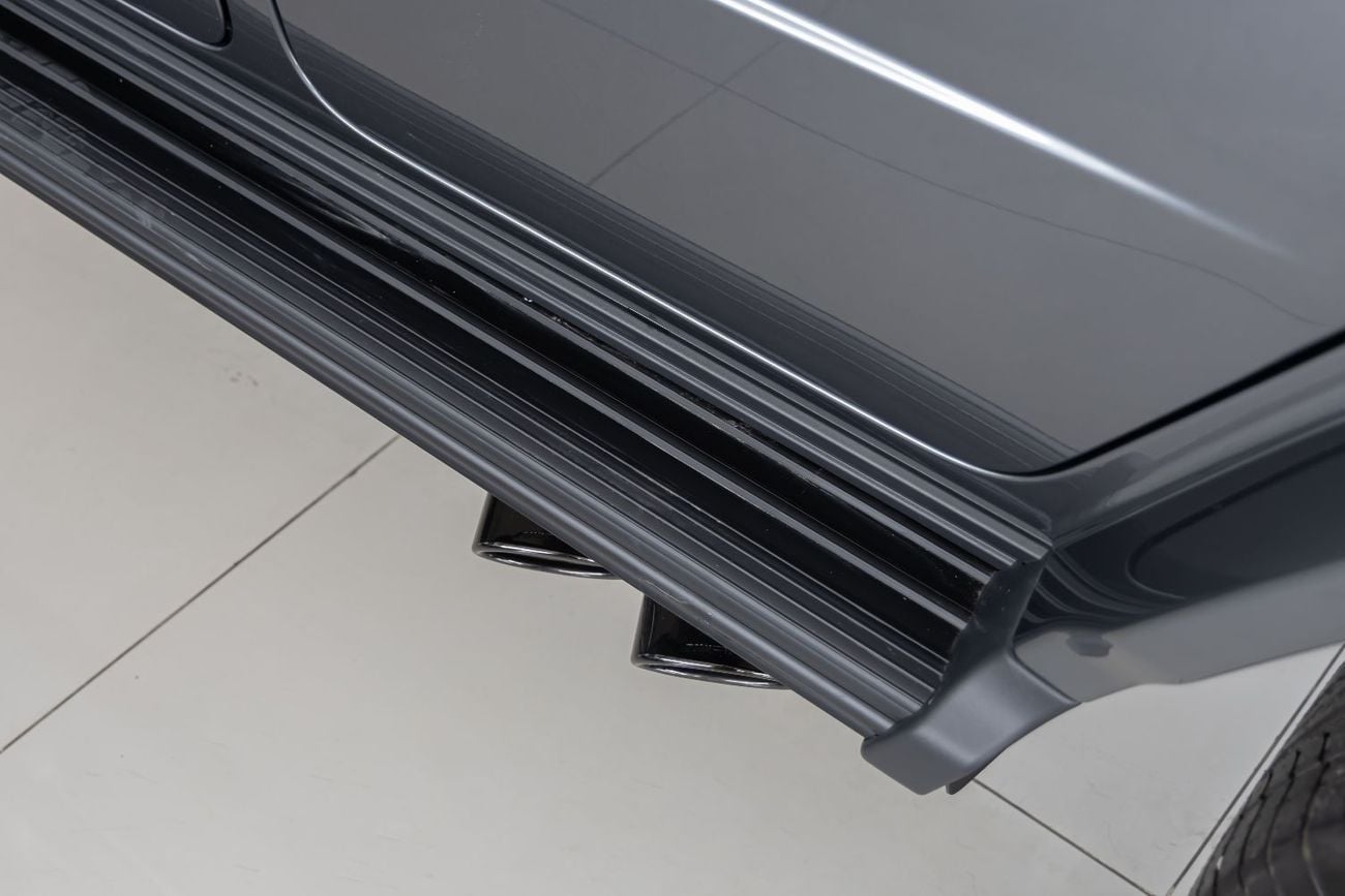 Mercedes-Benz G 63 AMG Double Night Pack|Fully Loaded|2026 Fully Cardbon Fiber |Gargash Auto Warranty PERFOMANCE PACKAGE