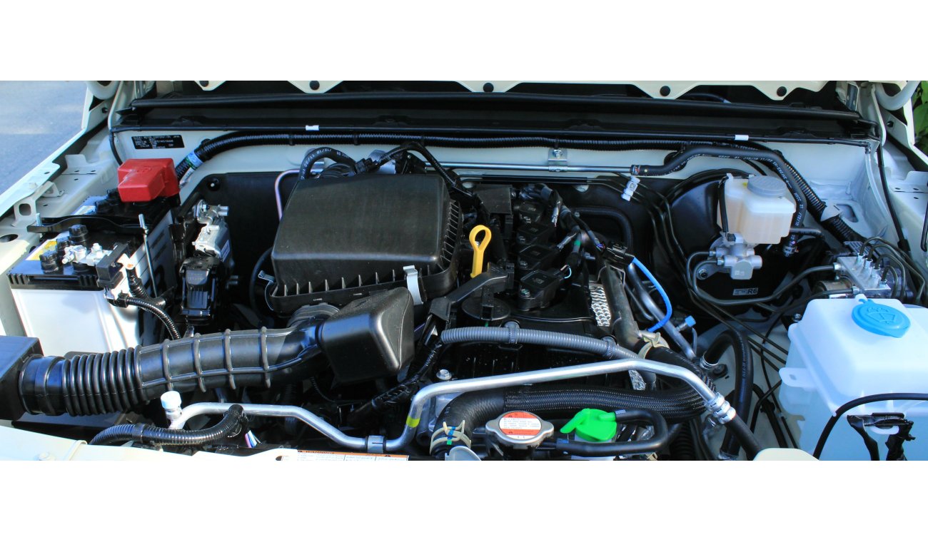 سوزوكي جيمني BRAND NEW - MANUAL TRANSMISSION - ROSTAMANI - WARRANTY TILL 2026