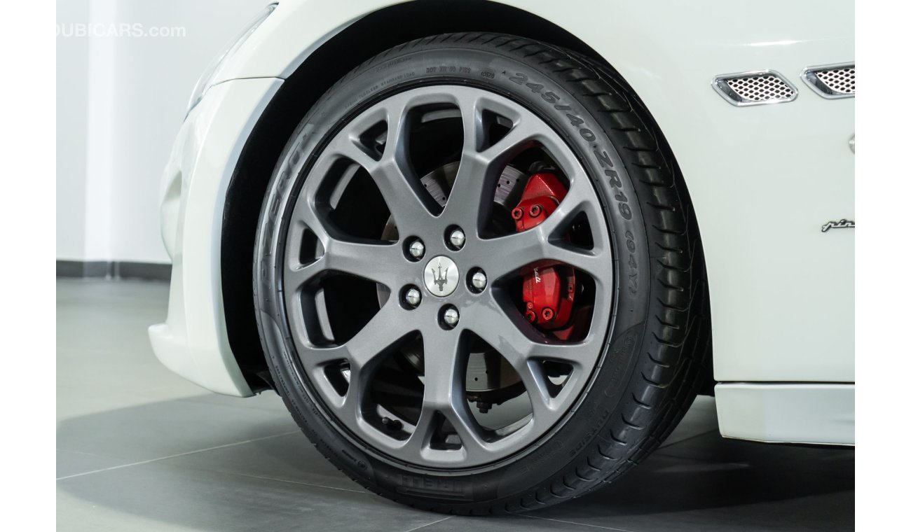 Maserati Granturismo 2014 Maserati Gran Turismo Coupe / Carbon Exterior Pack / Full-Service History