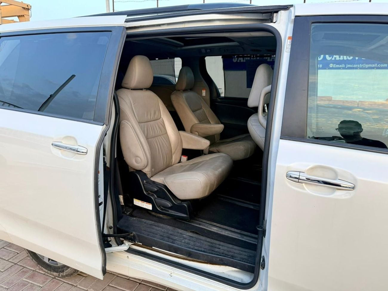 Toyota Sienna 2018 TOYOTA SIENNA XLE 360 cam  full option Ready  White