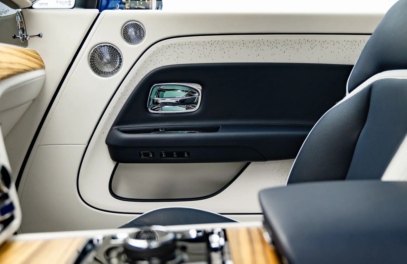 رولز رويس سبيكتر Dual Electric Motors | Warranty