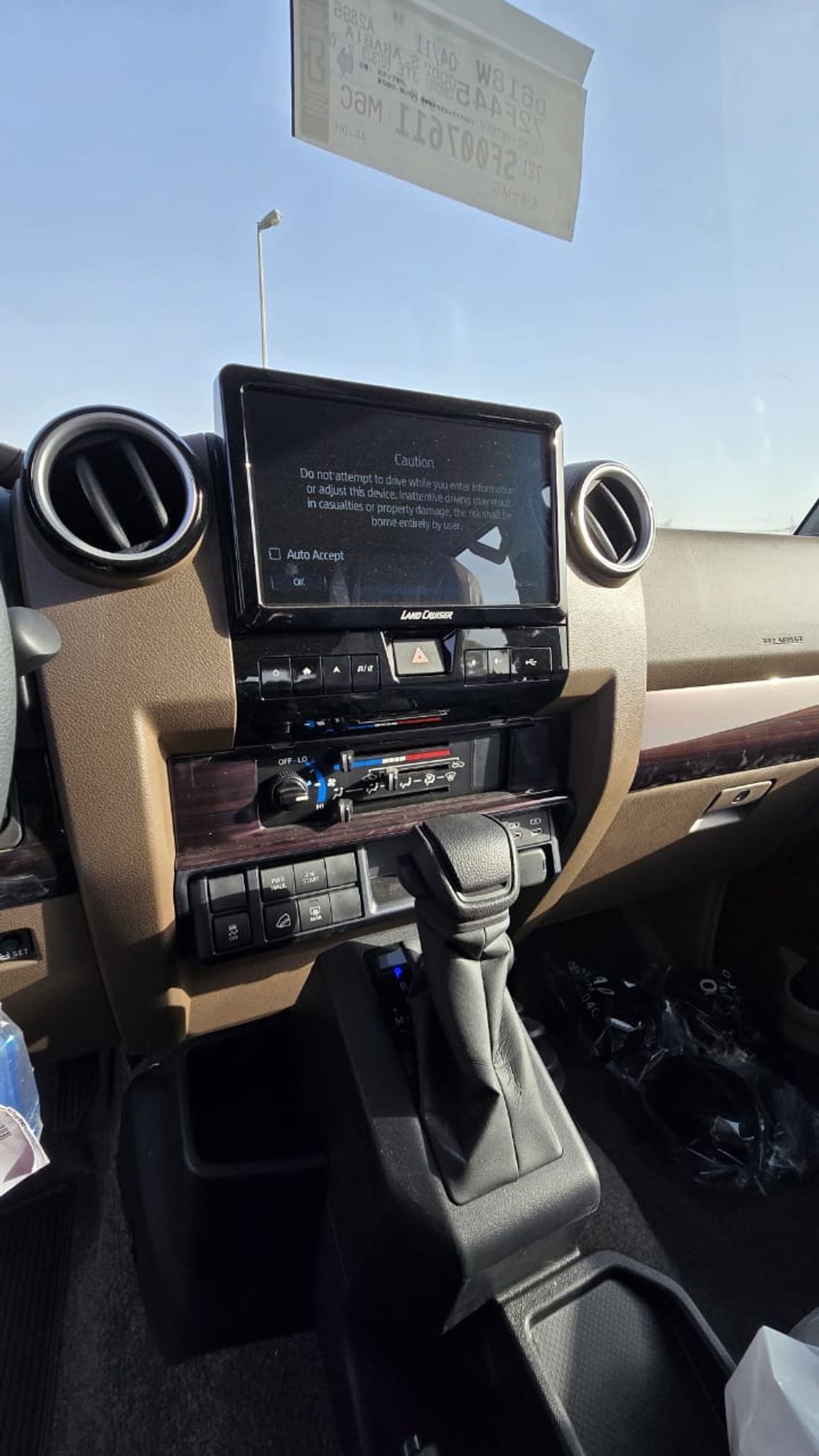 Toyota Land Cruiser 70 HT VXR 4.0L HARDTOP 5 DOORS