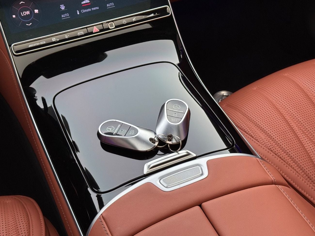 Mercedes Benz S63 AMG E PERFORMANCE