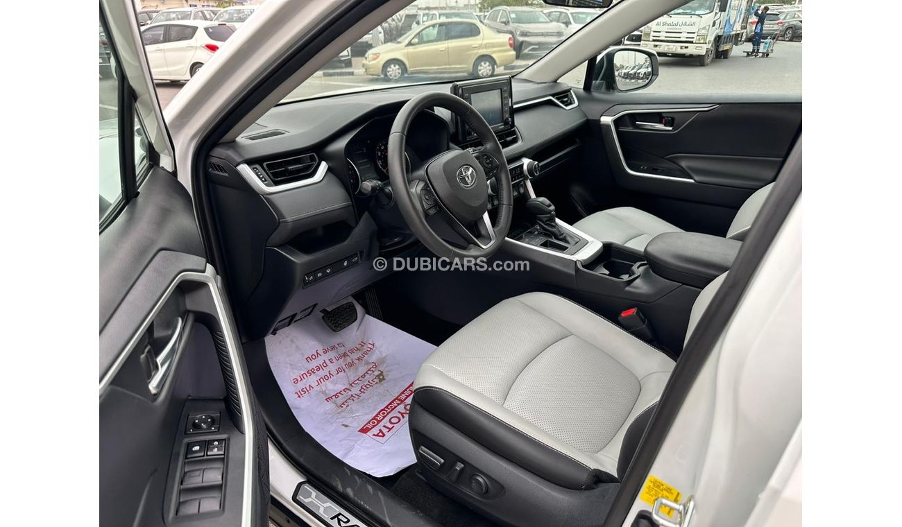 Toyota RAV4 Rav4 2020 xle full option