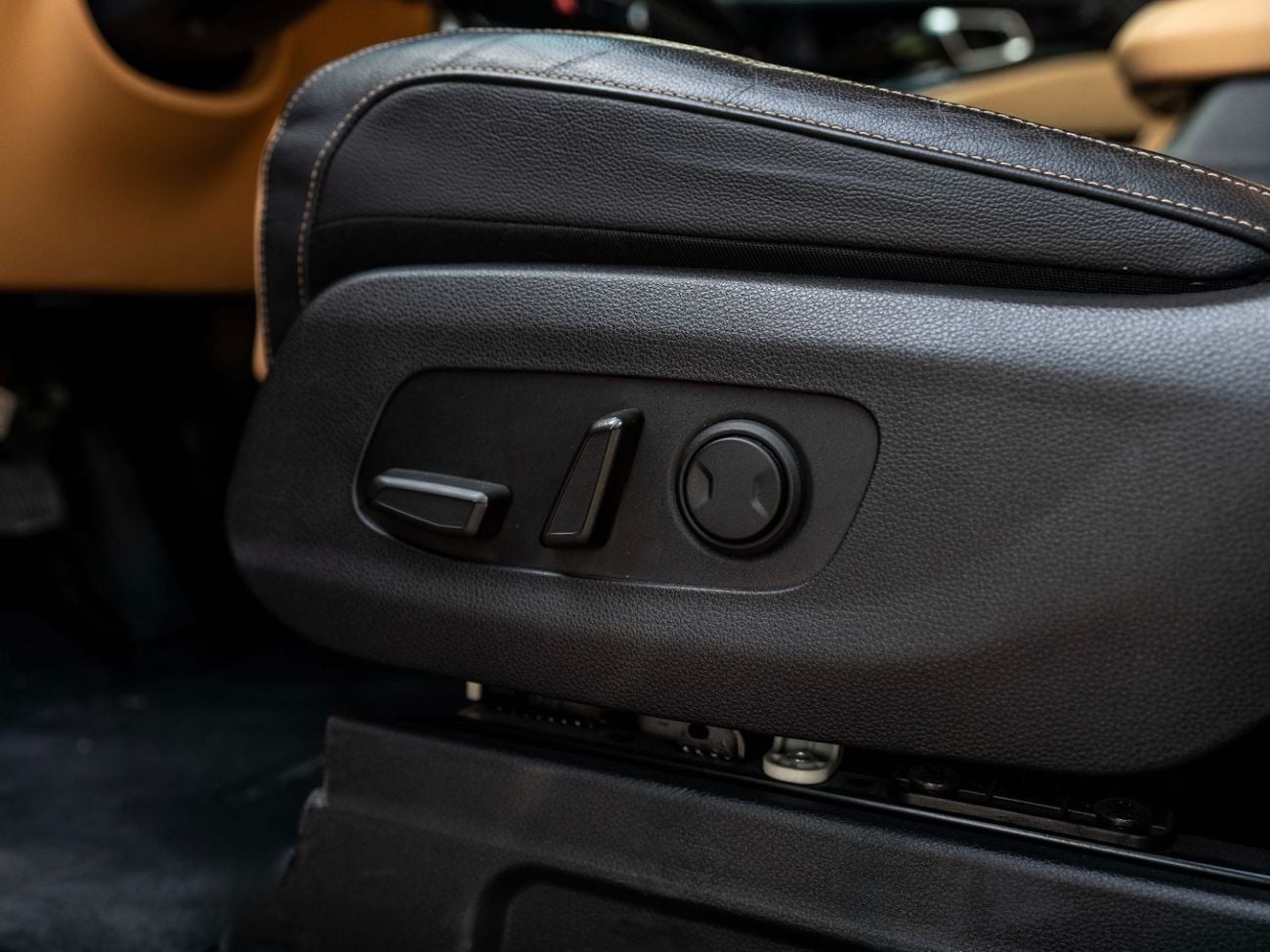 Kia Carnival SXL 3.5L