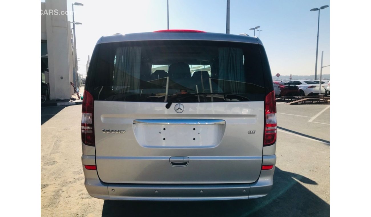 Mercedes-Benz Viano V6