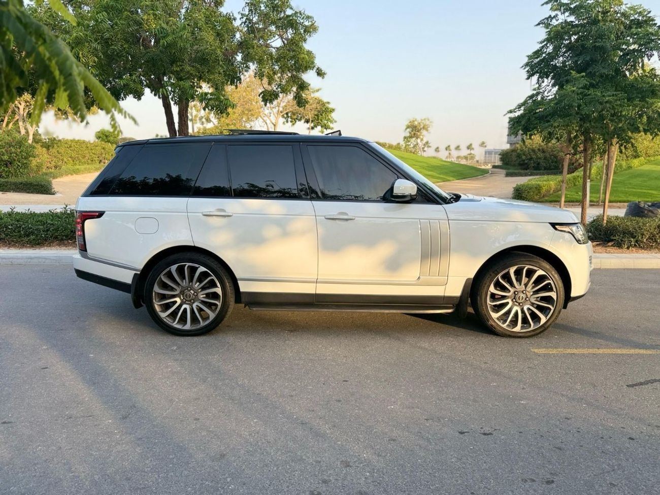 Land Rover Range Rover Vogue SE 5.0L