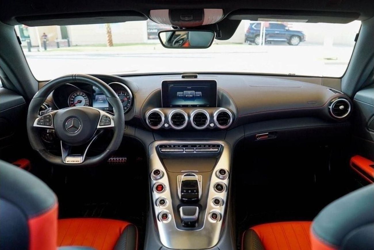 Mercedes-Benz AMG GT S 