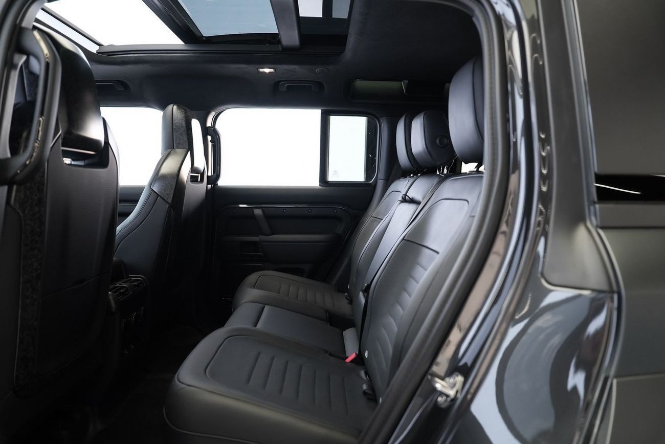 Land Rover Defender Land Rover Defender 110 Octa First Edition V8