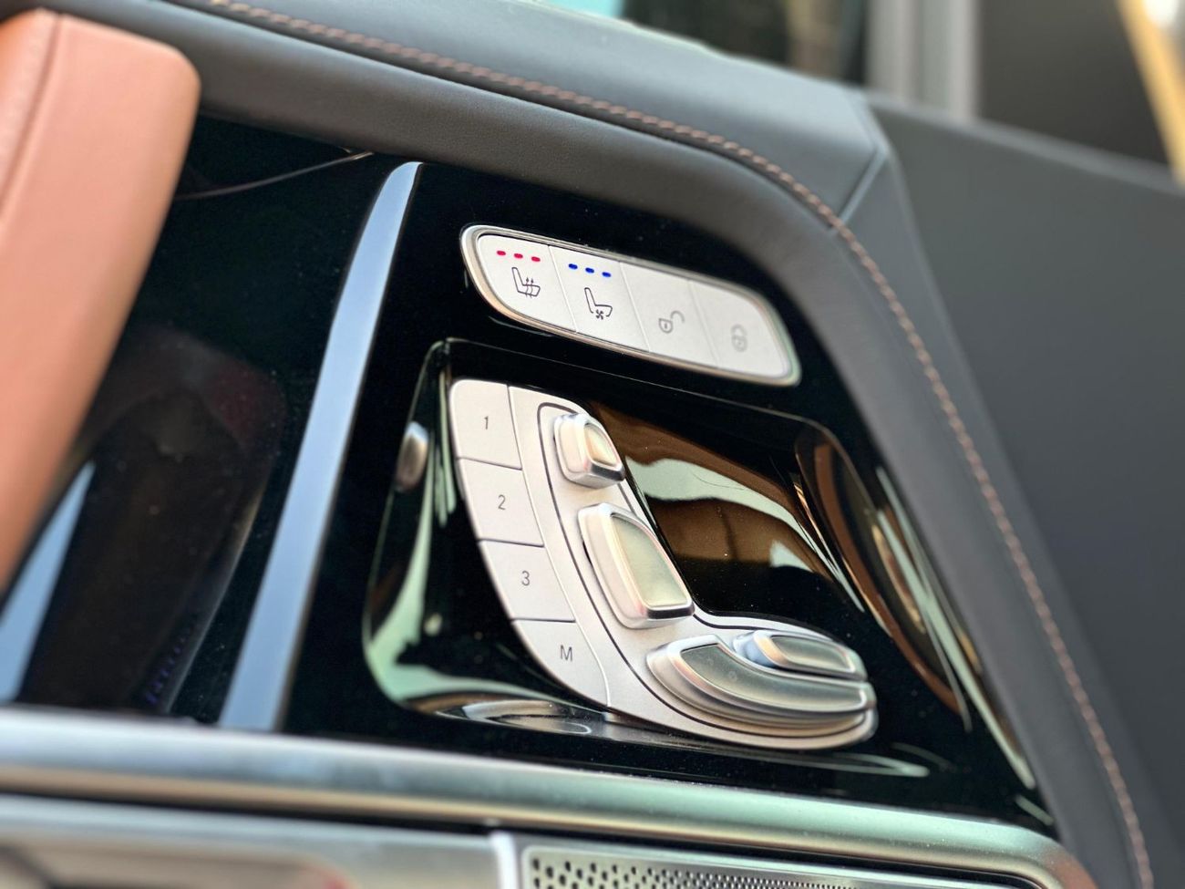 Mercedes-Benz G 63 AMG G63 G Manufaktur European spec Double night package