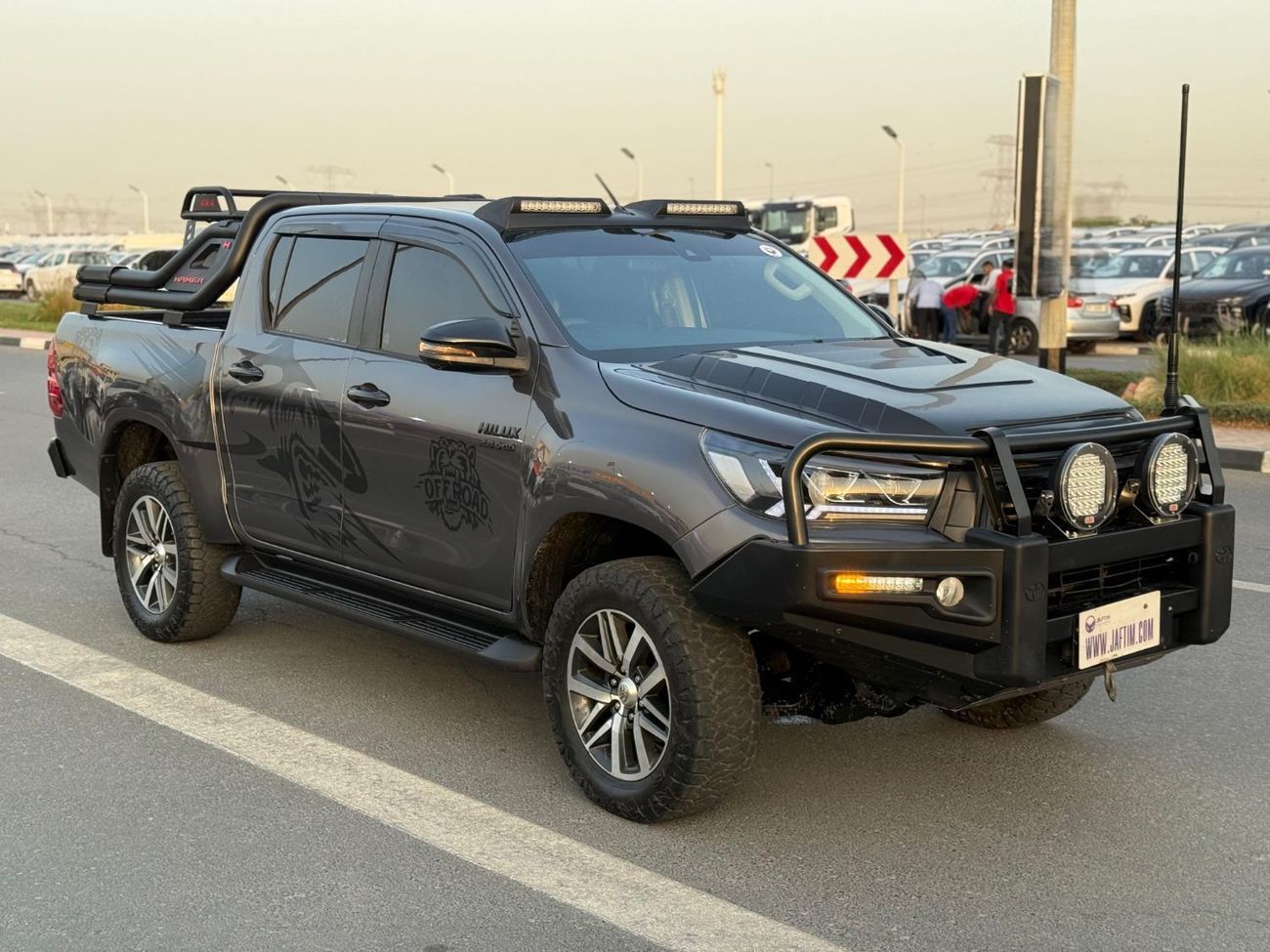 Toyota Hilux 2019 | 2.8L DIESEL | AT | RHD | BULL BAR | SPORTS BAR