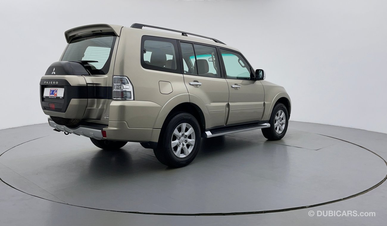 Mitsubishi Pajero GLS MIDLINE WITH SUNROOF 3.5 | Under Warranty | Inspected on 150+ parameters