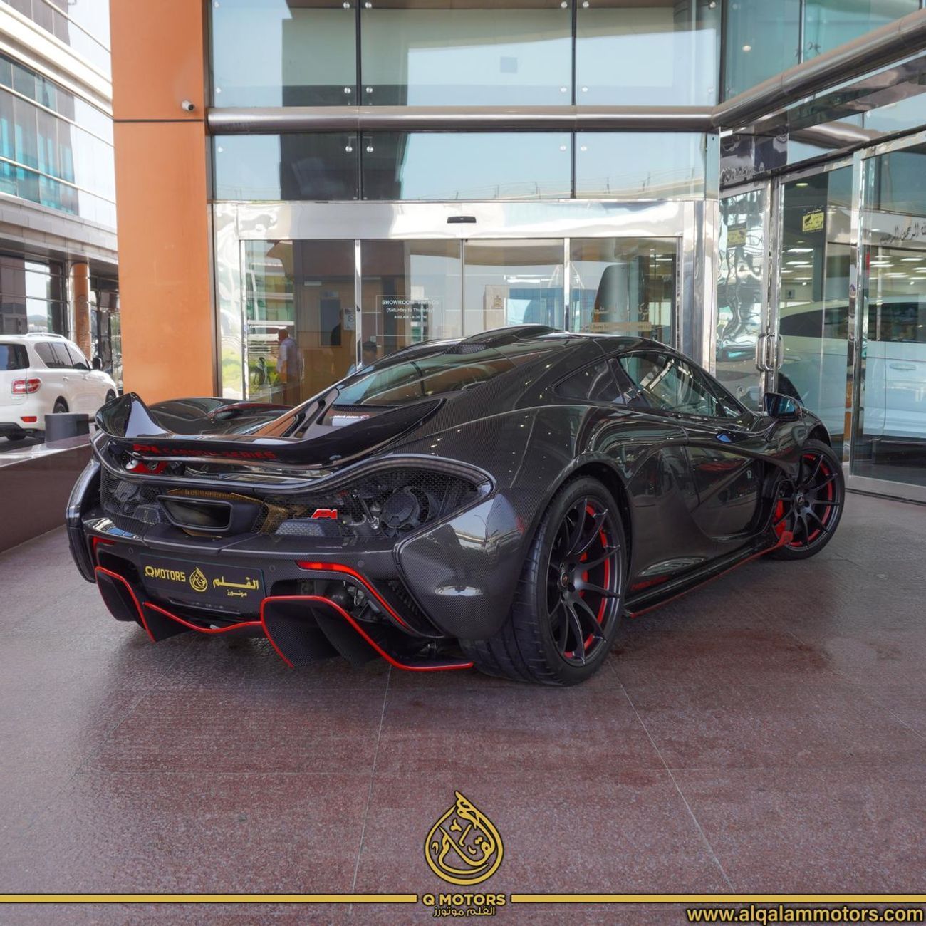مكلارين P1 CARBON EDITION 2015 MCLAREN P1 ( 1 OF 5 ) CARBON SERIES GCC DONE ONLY 2000KM
