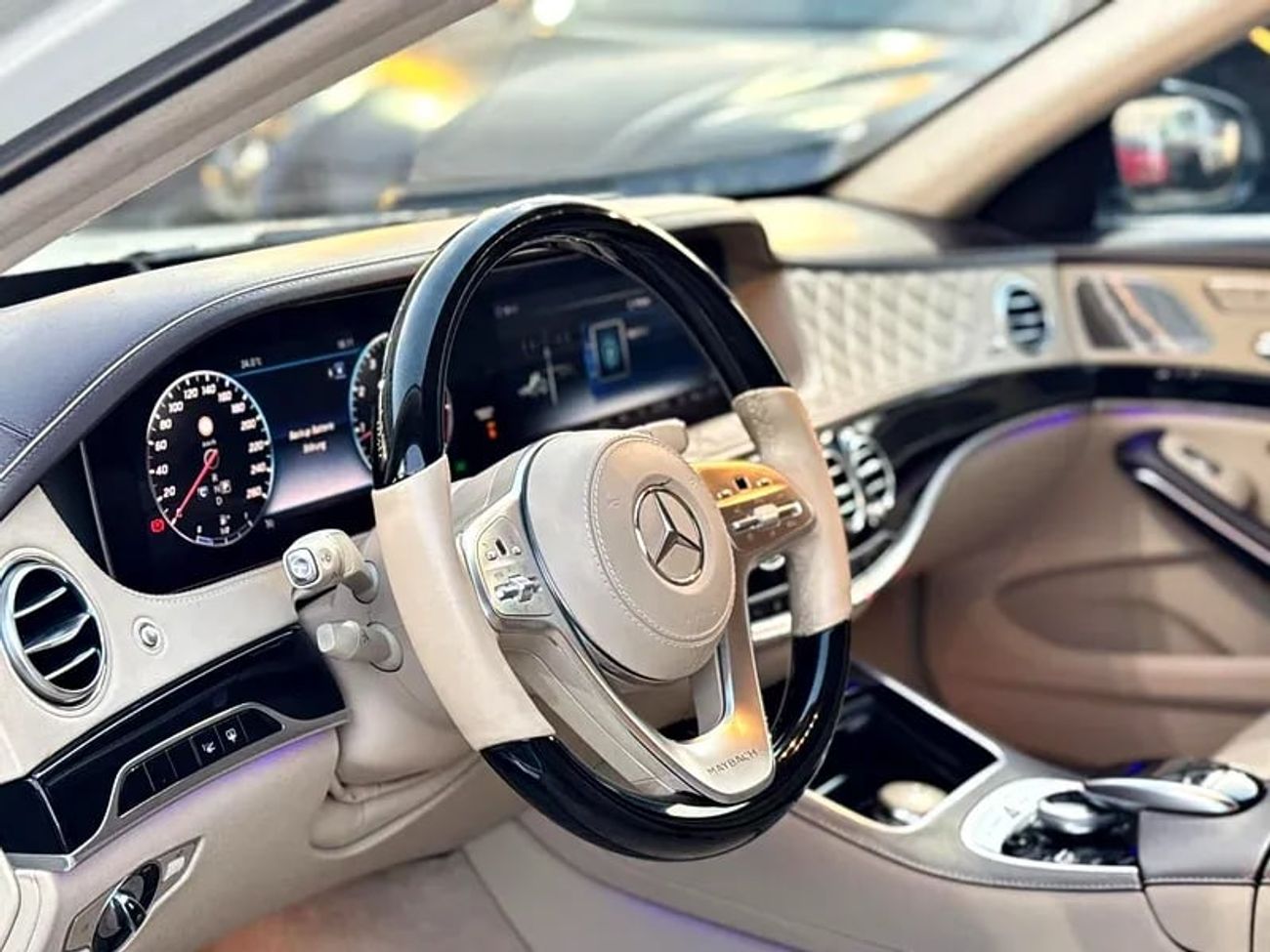 مرسيدس مايباخ S560 مايباخ