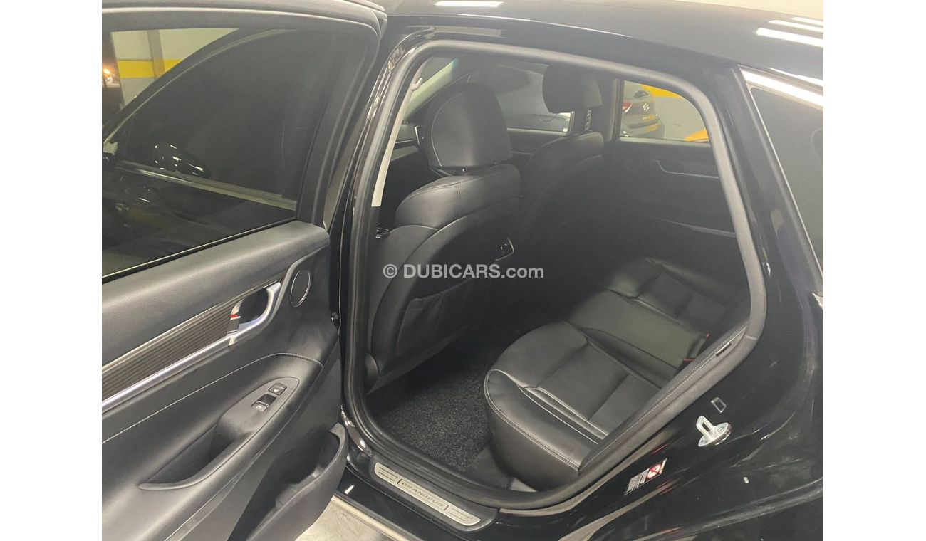 Hyundai Azera HYUNDAI AZERA