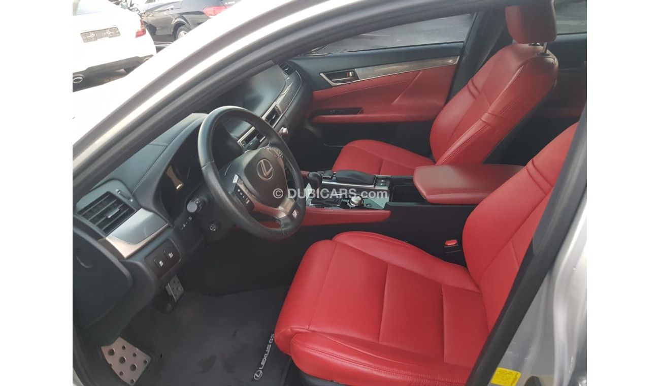 لكزس GS 350 لكزس جي اس 350  موديل 2014 السياره بحاله ممتازه من الداخل والخارج  فل اوبشن كاميرا خلفيه تحكم كهربي