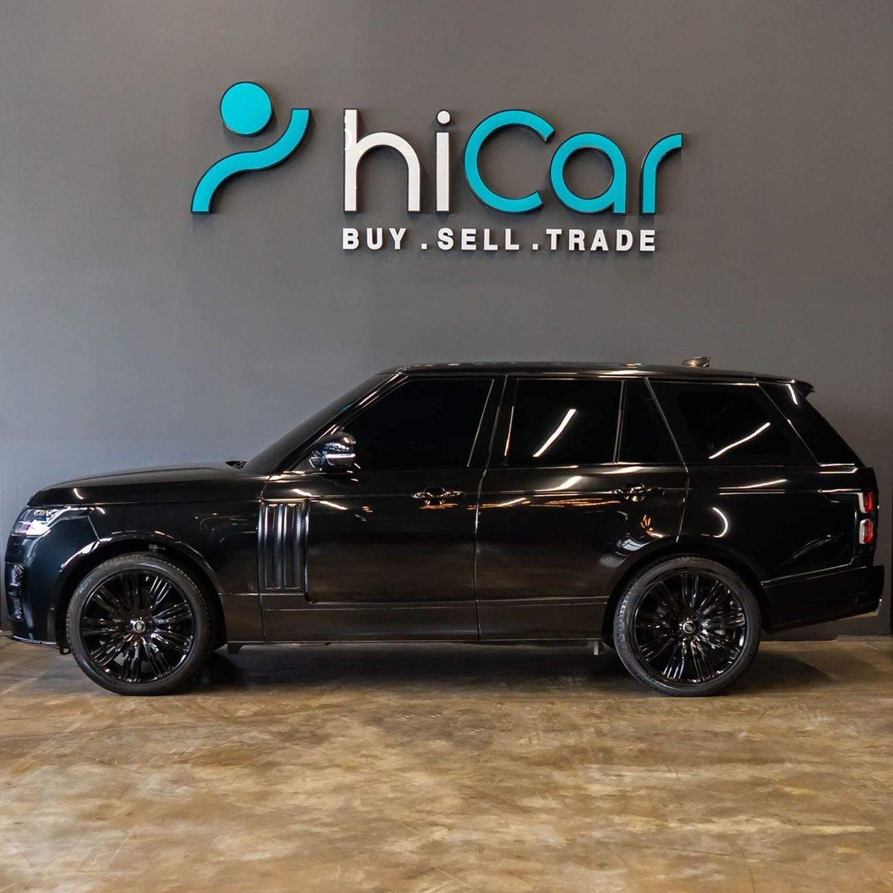 لاند روفر رينج روفر AED 2,969  P.M • 0% Downpayment • Rover Range Rover Vogue SE P525 • 1 Year Warranty