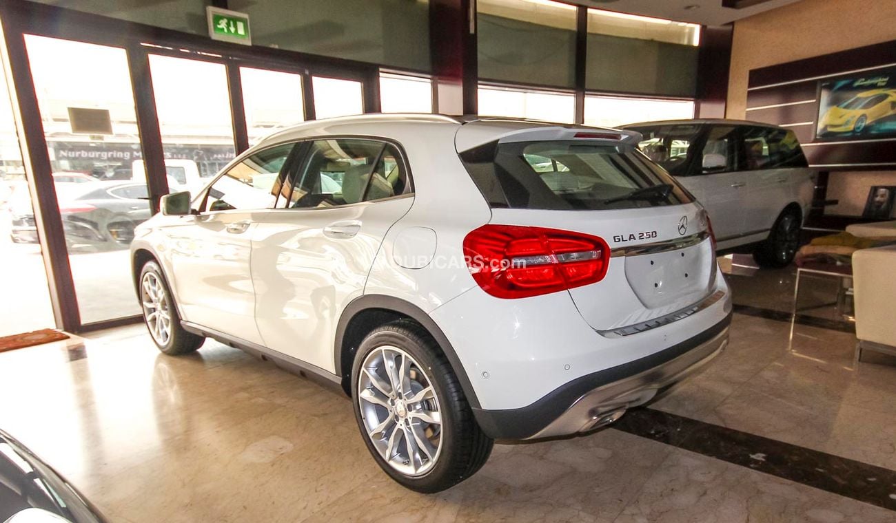 مرسيدس بنز GLA 250