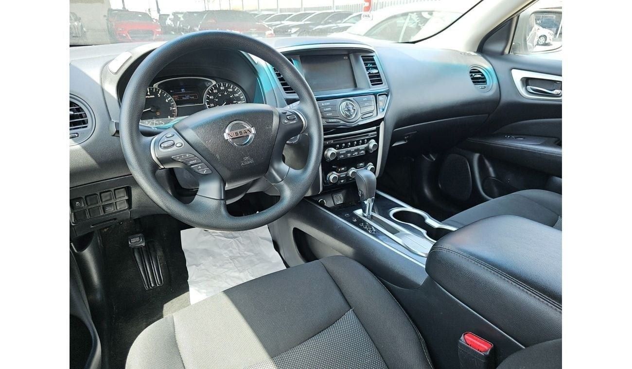 نيسان باثفايندر S 3.5L (260 HP) FWD