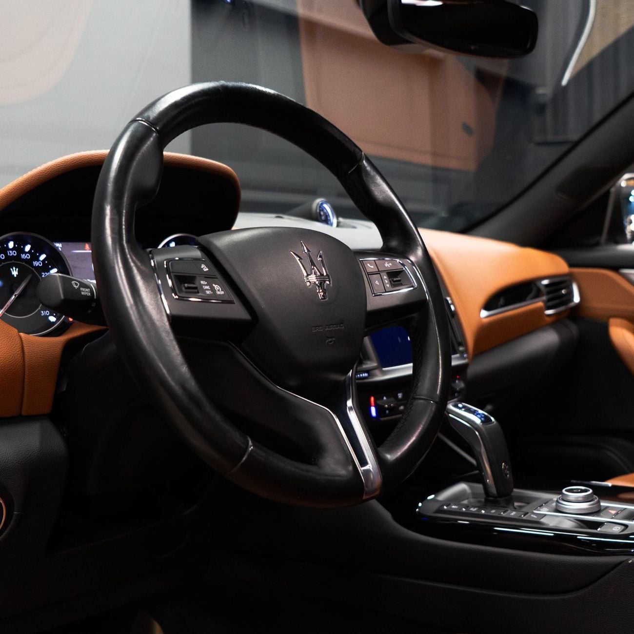 مازيراتي ليفونت STANDARD AED 2,299 pm • 0% Downpayment • Maserati Levante • Agency Warranty