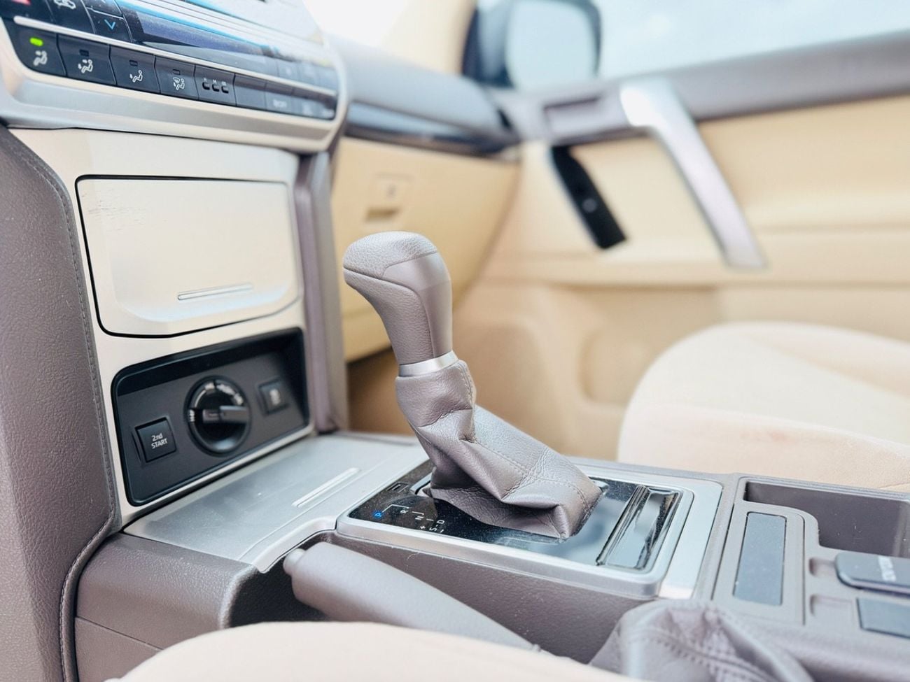 تويوتا برادو TX 2.7L