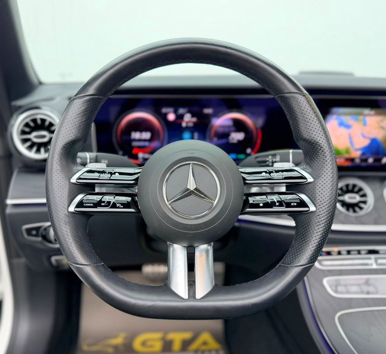 مرسيدس بنز E 450 STD 2021 Mercedes-Benz E450 Cabriolet, 1 Year Unlimited Km Warranty, Excellent Condition