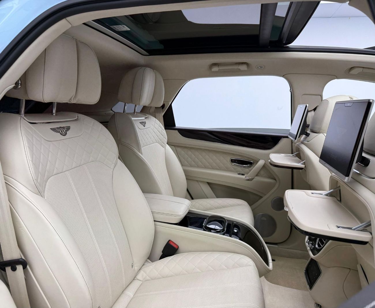 Bentley Bentayga 2019 Bentley Bentayga ,Excellent Condition ,European Spec