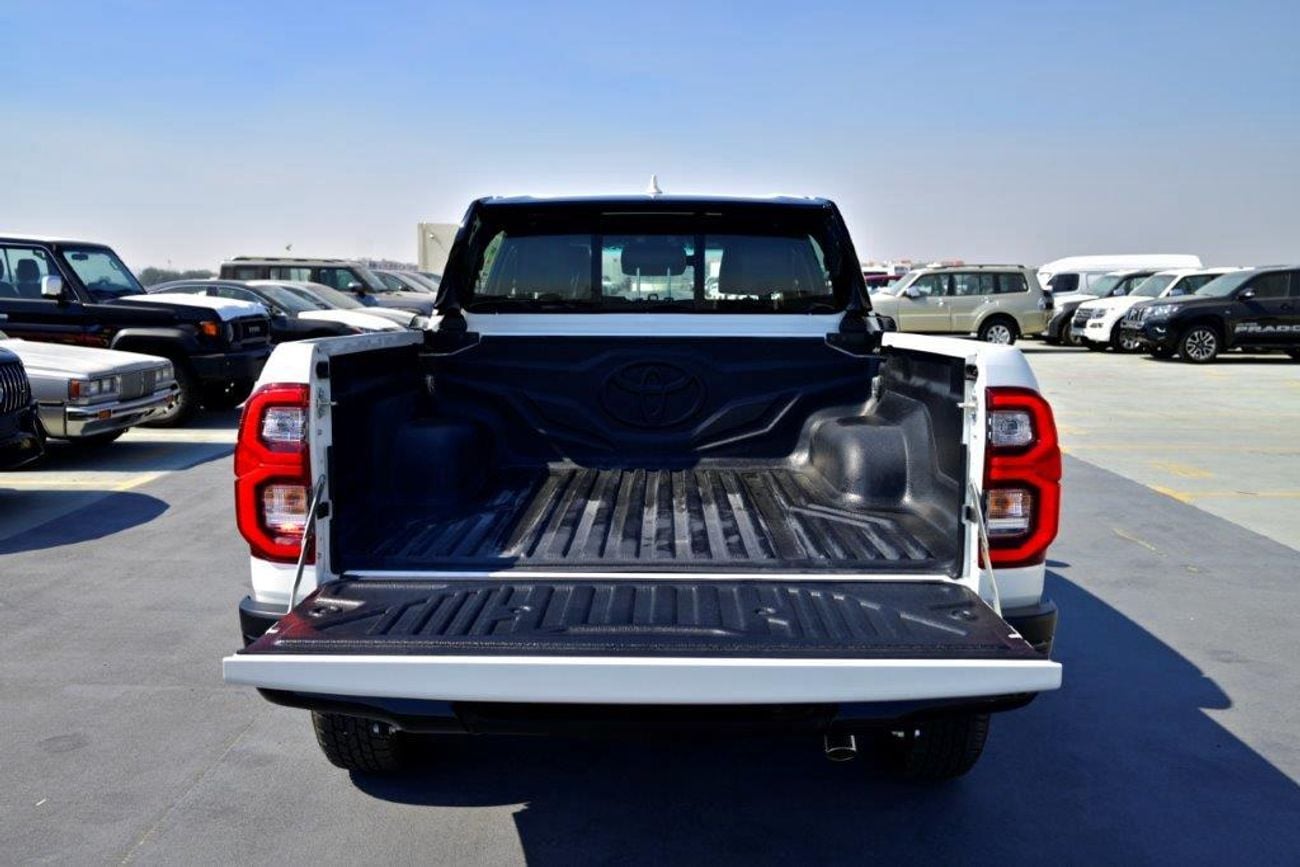 Toyota Hilux 2.8L TURBO DIESEL GR SPORT AUTOMATIC TRANSMISSION ( FOR RE-EXPORT ONLY )