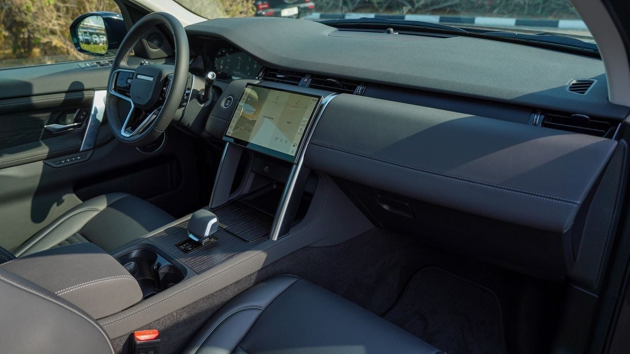 Land Rover Discovery Sport SE P250 DYNAMIC 2025!! FIVE YEARS WARRANTY!! THREE YEARS SERVICE CONTRACT