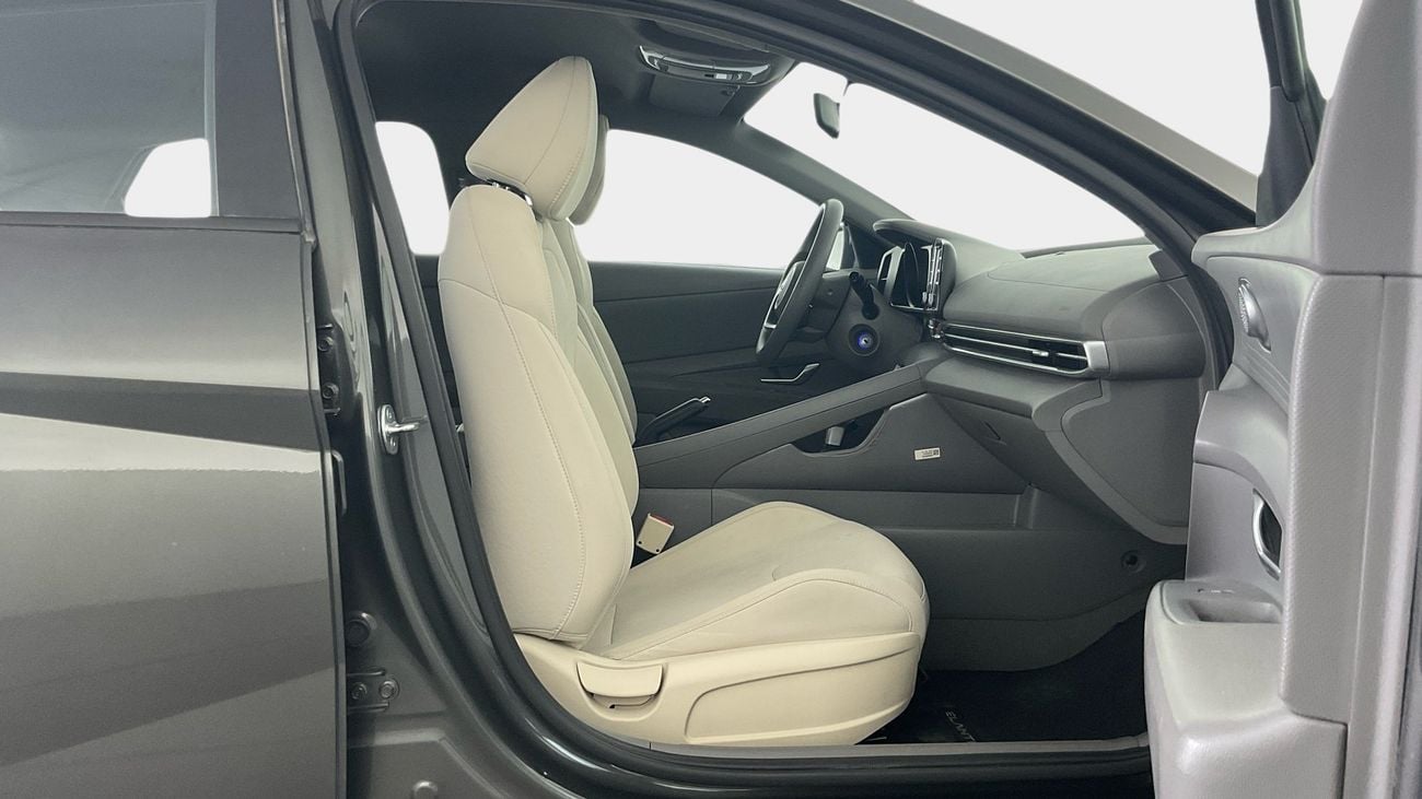 Hyundai Elantra Smart 1.6L Smart | Guaranteed Warranty | 0 Down Payment