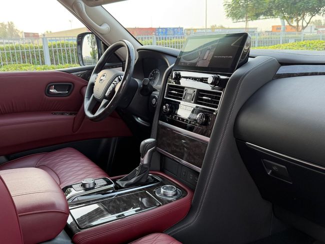 Nissan Patrol LE PLATINUM CITY, миниатюра 27