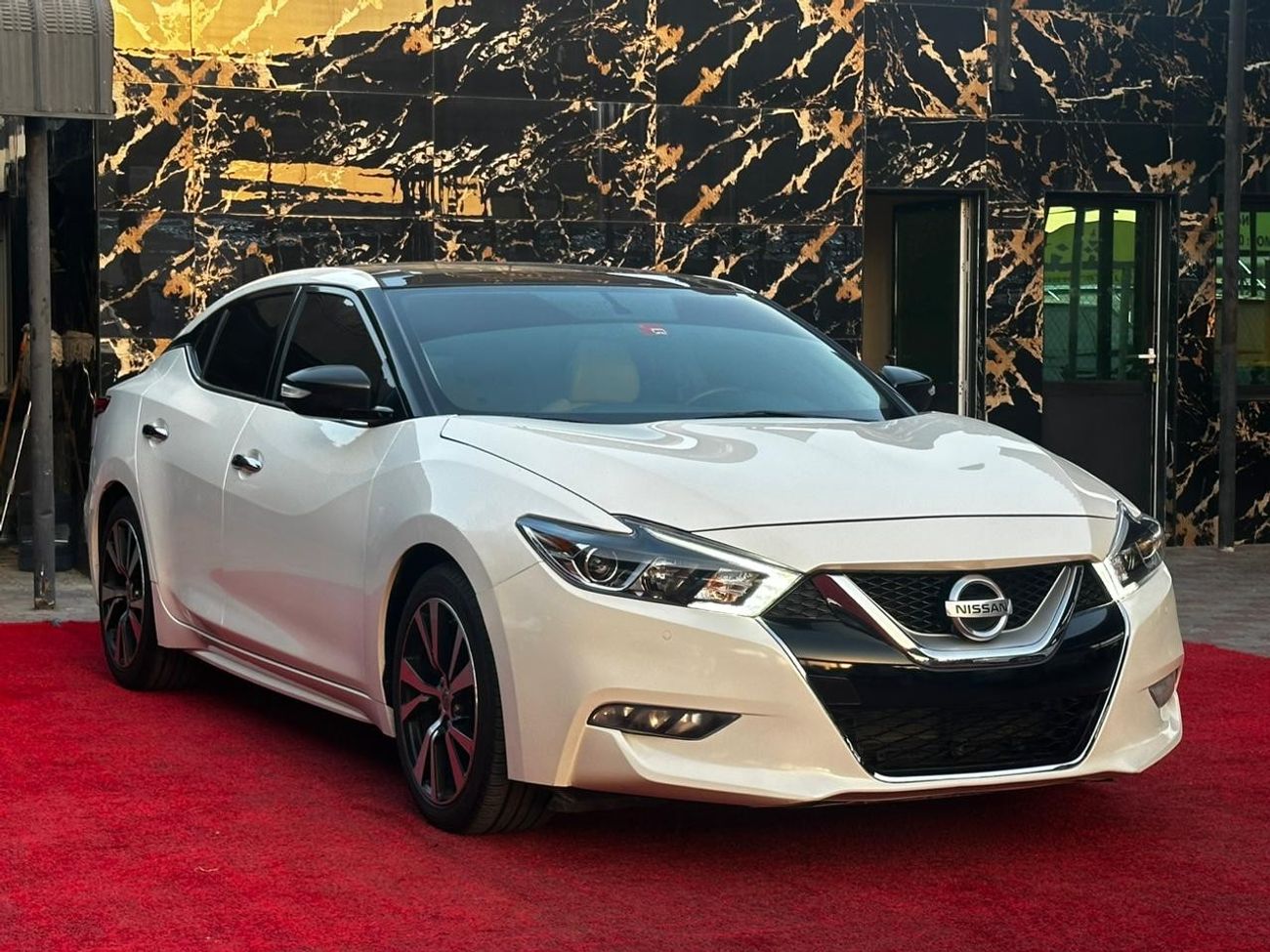 Nissan Maxima SV